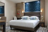 Serotel Suites