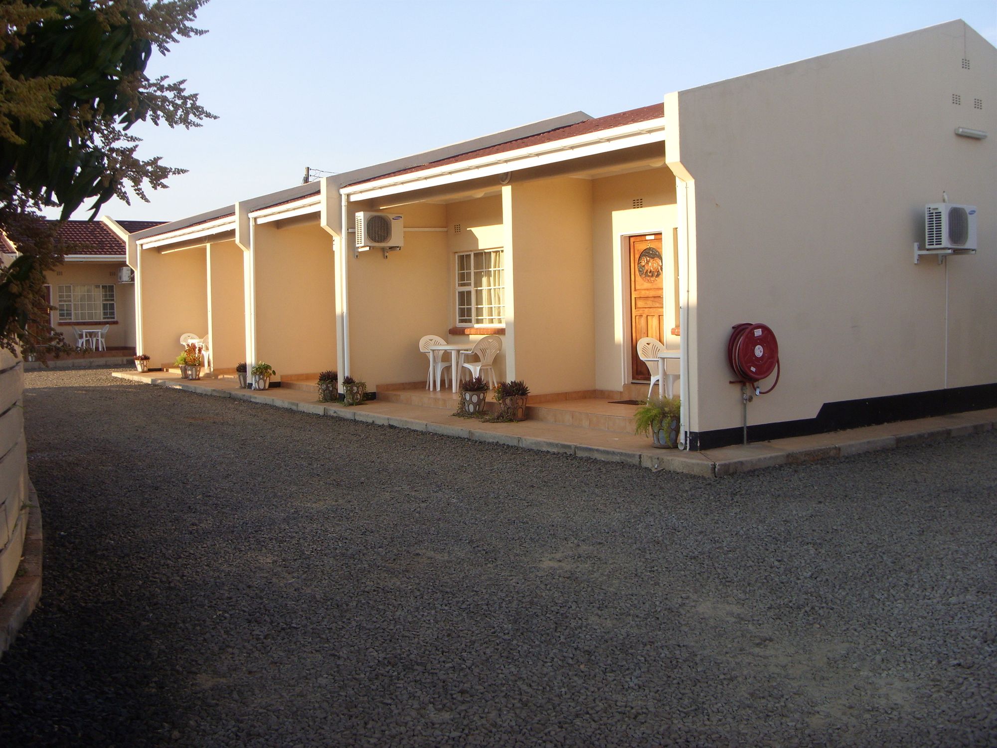 Фото Mosi-O-Tunya Executive Lodge