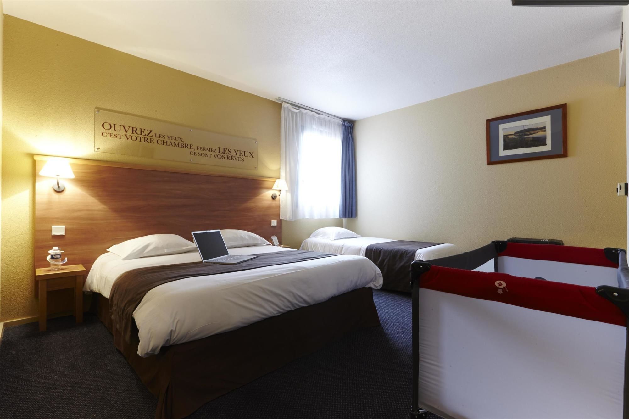 Фото ibis Styles Toulouse Centre Canal du Midi