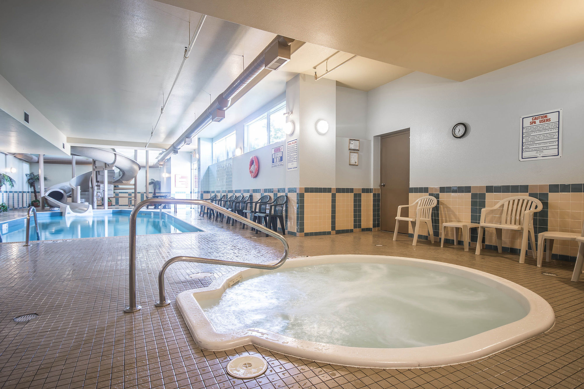 Фото Comfort Inn & Suites