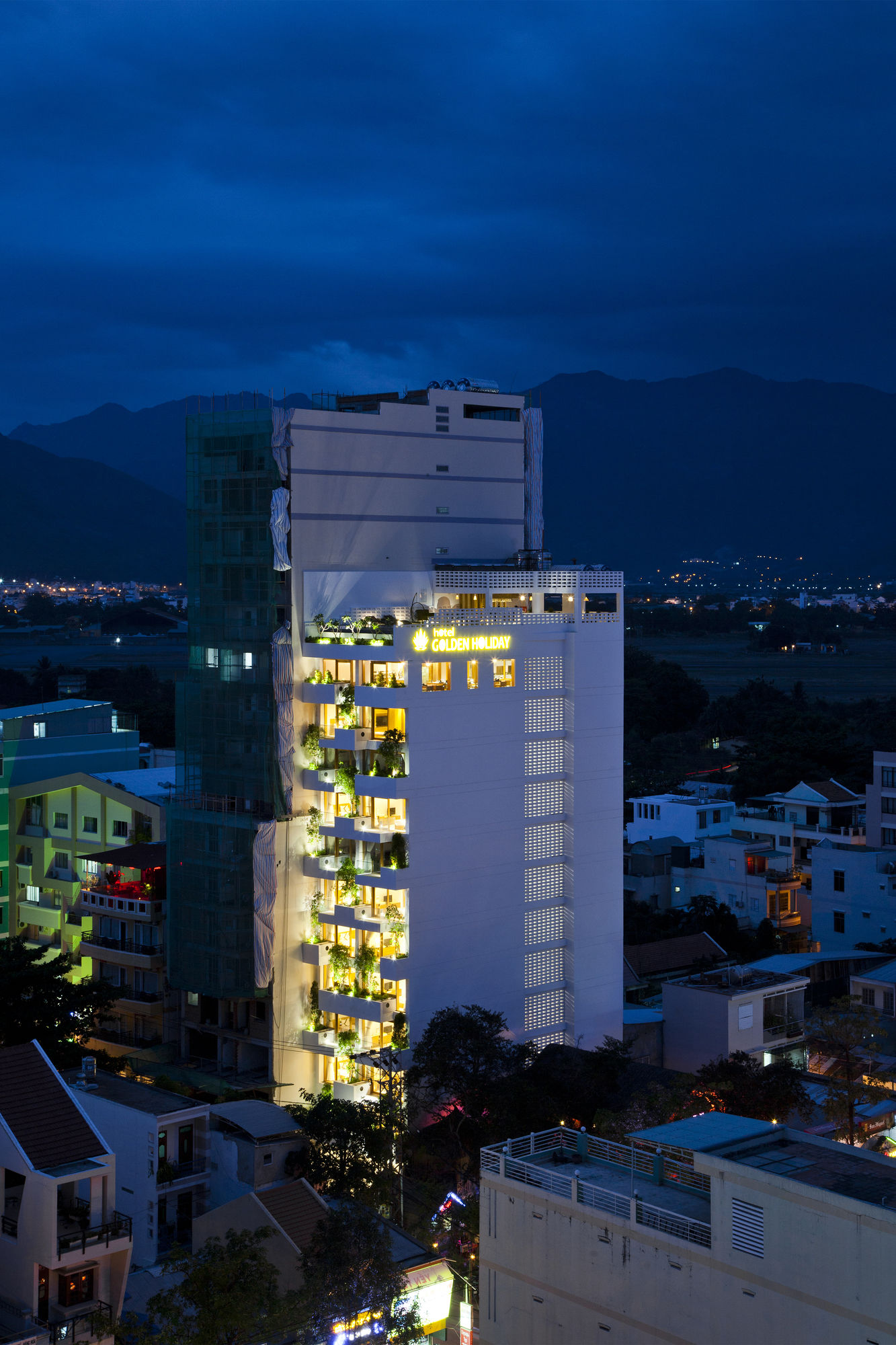 Фото Golden Holiday Hotel Nha Trang