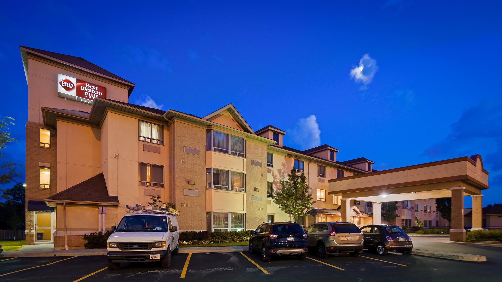 Фото Best Western Plus Burlington Inn & Suites