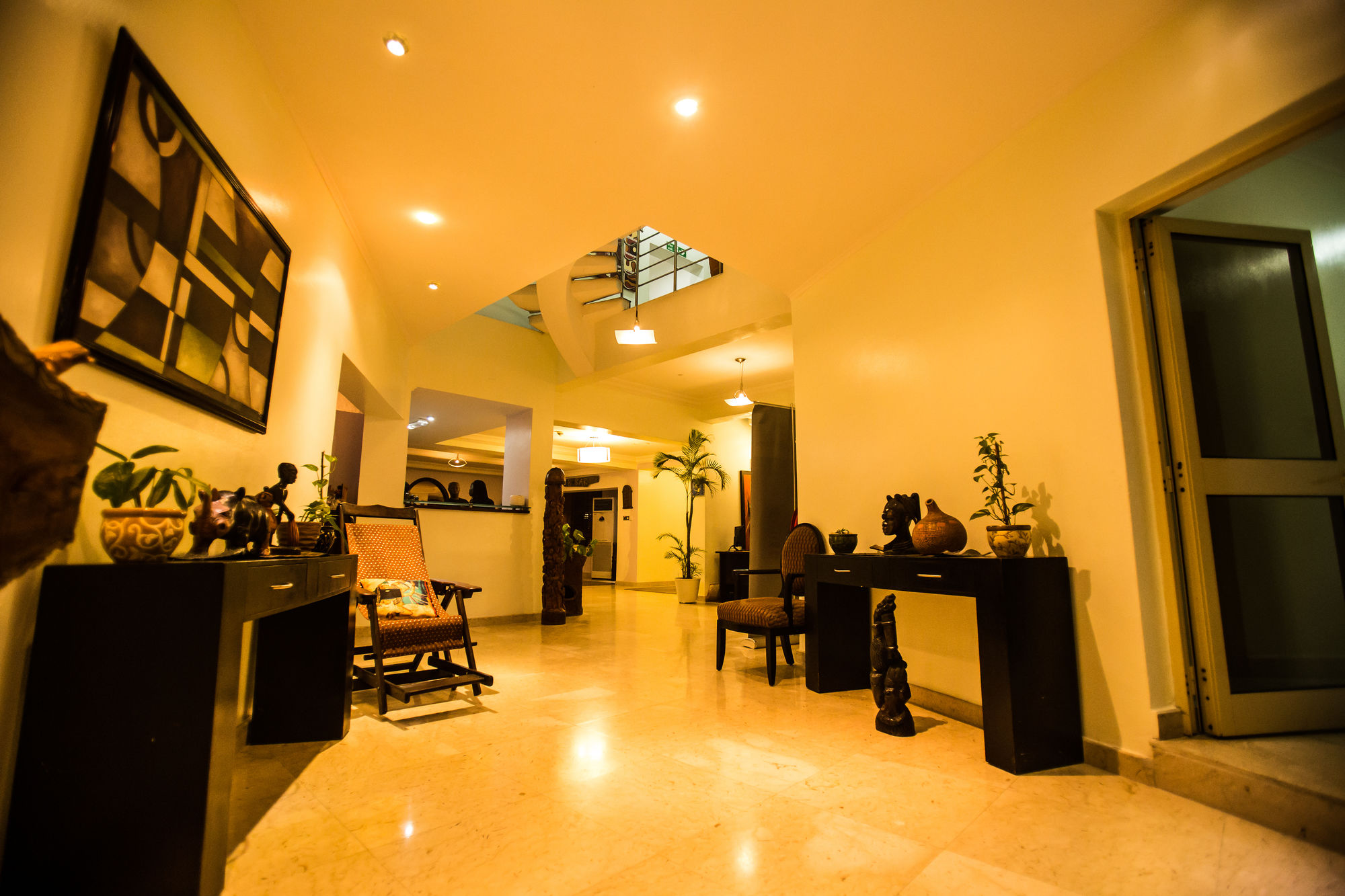 Фото Hotel Bon Voyage