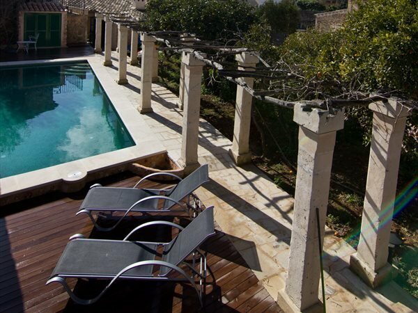 Фото Petit Hotel Algaida