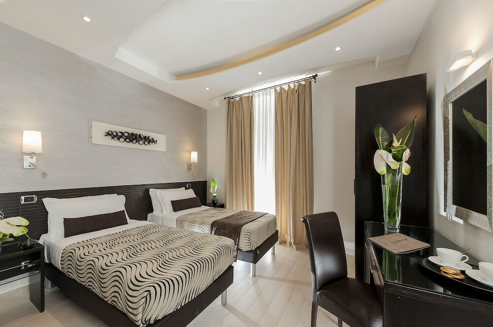 Фото Daphne Luxury Suites