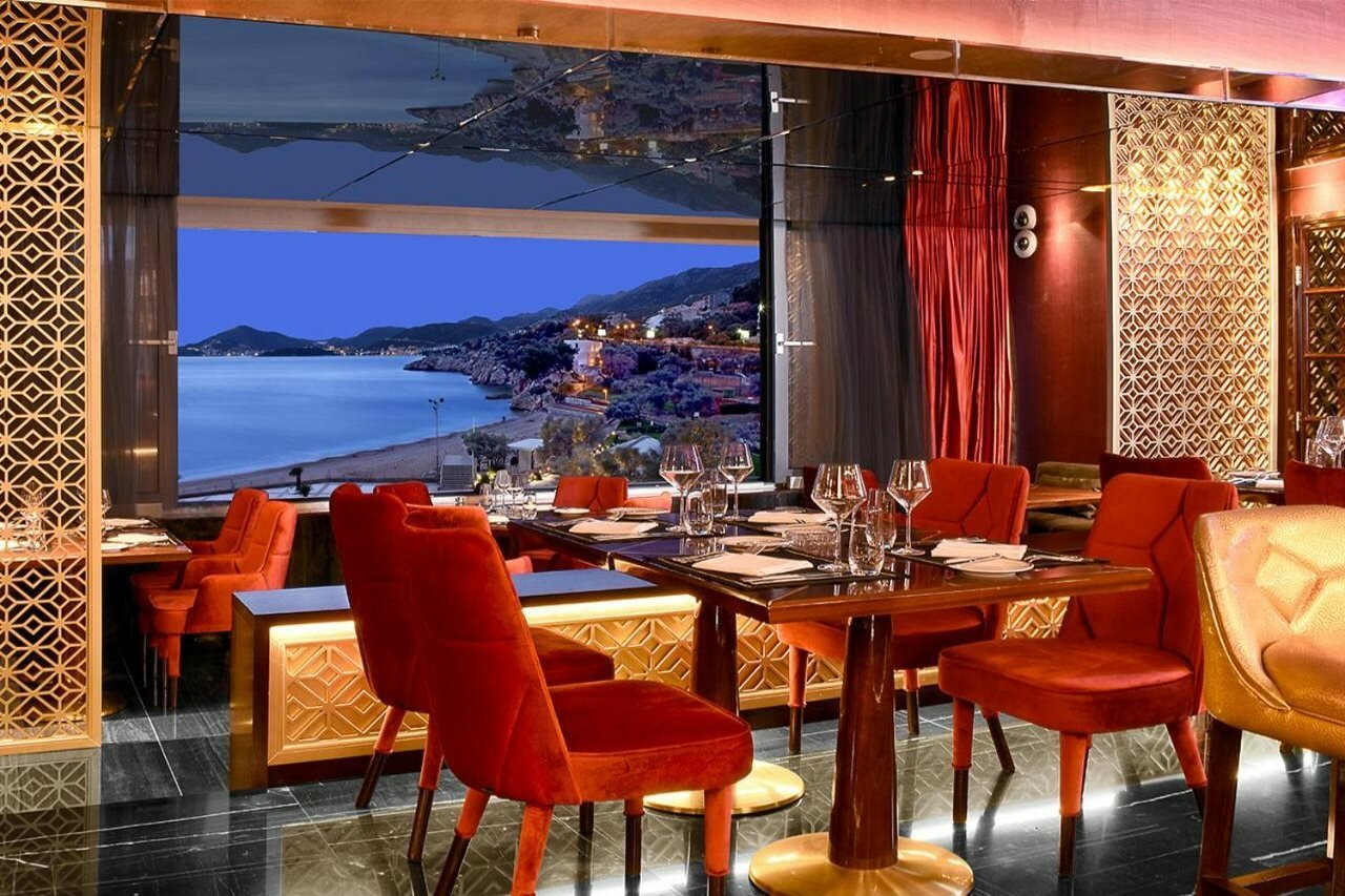 Фото Maestral Resort & Casino