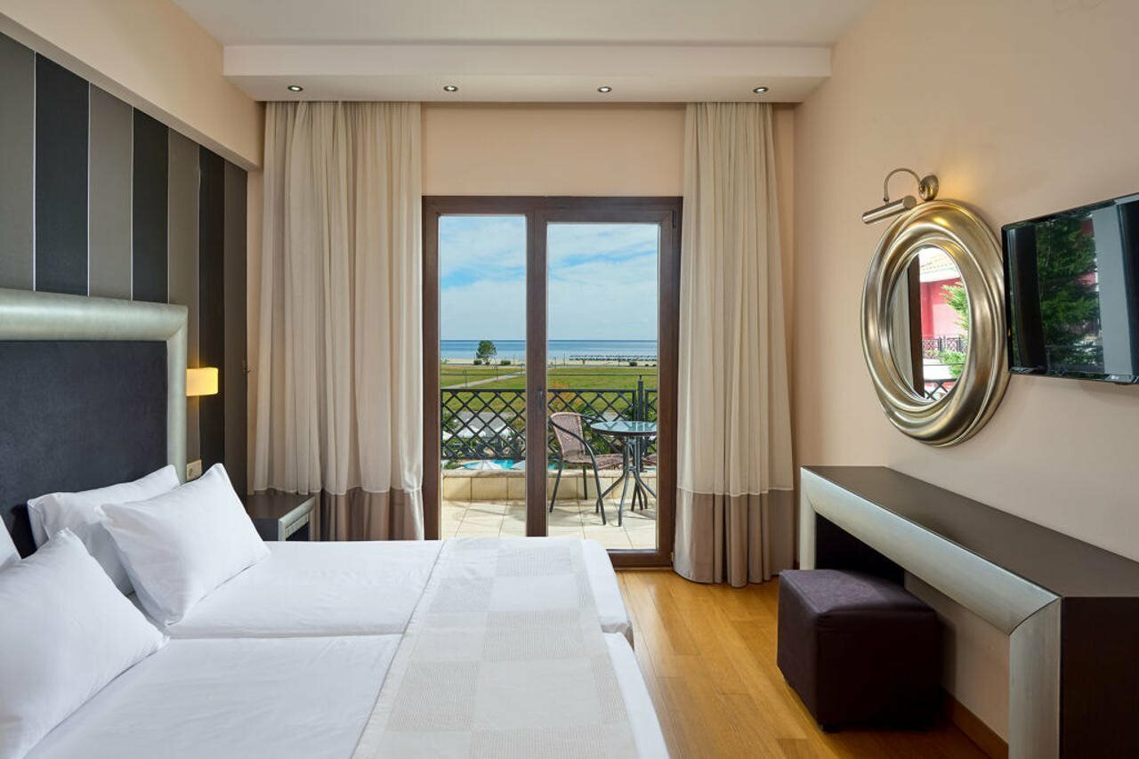 Фото Отель Mediterranean Princess - Adults Only