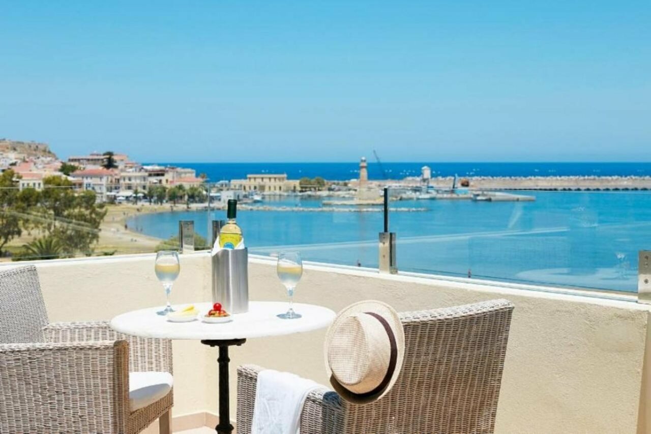 Фото Kyma Suites Beach Hotel