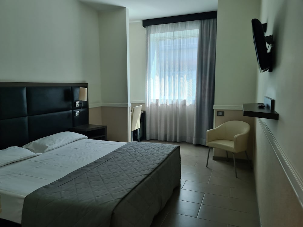 Фото Hotel Artis