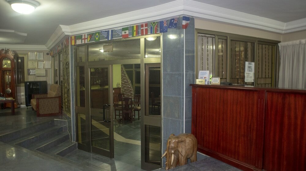 Фото Eastgate Hotel