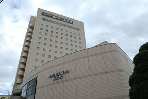 отель Route Inn Grantia Komaki