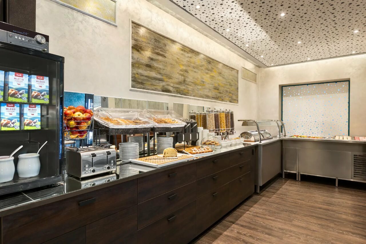 Фото Amedia Express Prag, Trademark Collection by Wyndham