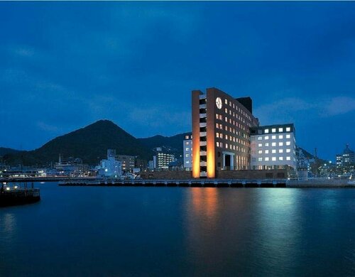 Гостиница Premier Hotel Mojiko в Китакюсю
