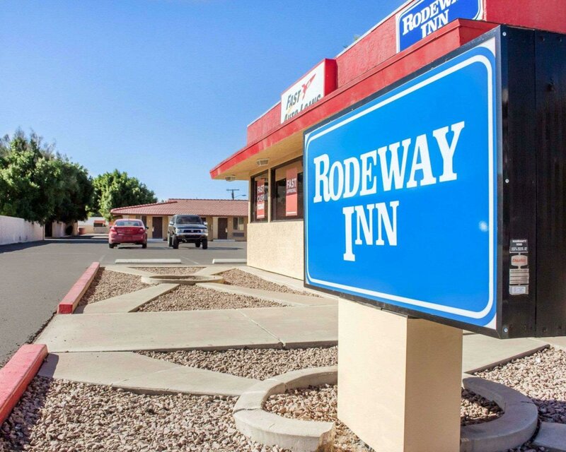 Гостиница Rodeway Inn Old Town Scottsdale в Скоттсдейле