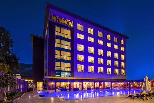 Гостиница Grand Pasha Hotel & Casino & SPA в Кирении