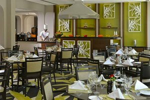 Гостиница Hotel Golden Tulip Bahrain