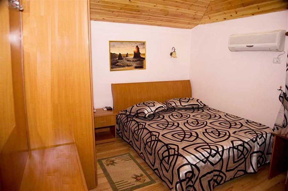 Фото Hotel Villa Tafaj