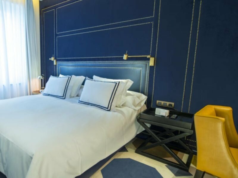 Фото Only You Boutique Hotel