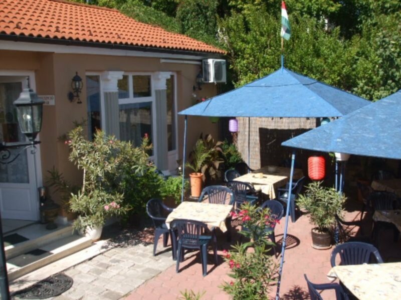 Фото Attila Hotel & Restaurant