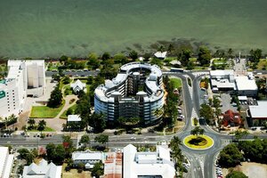 Гостиница DoubleTree by Hilton Hotel Cairns