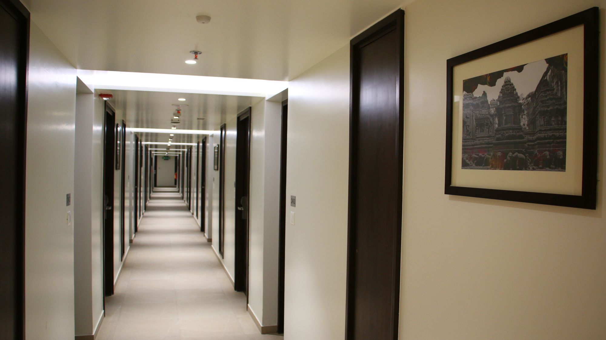 Фото 7Apple Hotels Aurangabad