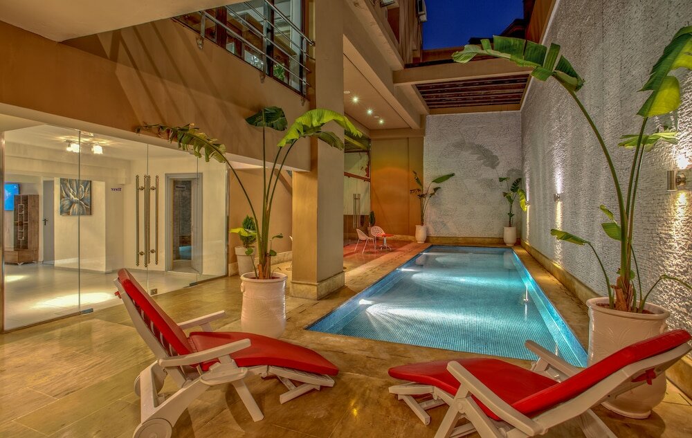 Фото Yaad City Hotel