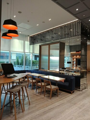 Внешний вид отеля Holiday Inn Express Gurugram Sector 50, an Ihg Hotel в Гургаоне, фото 2