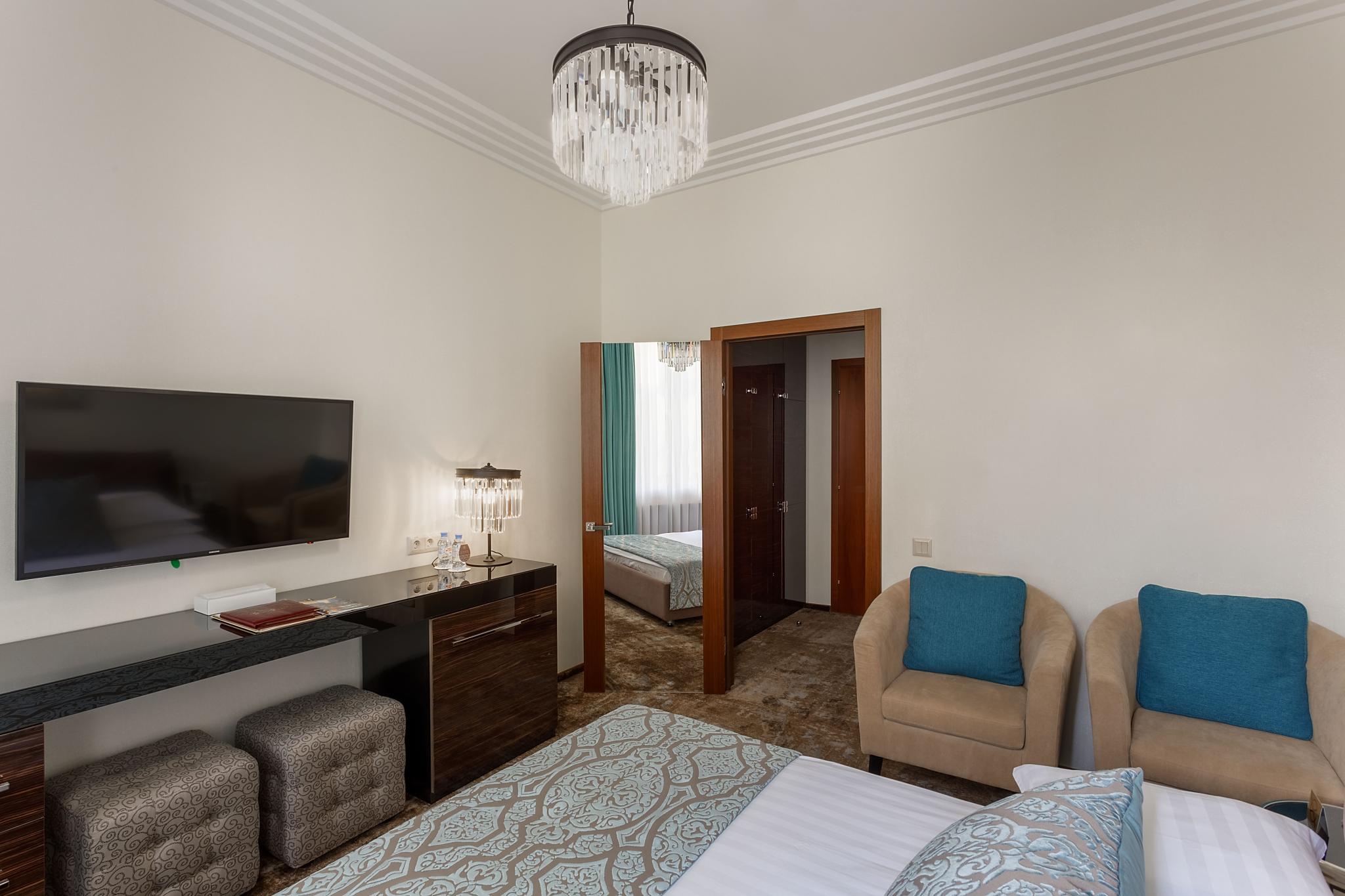 Фото Амбассадори