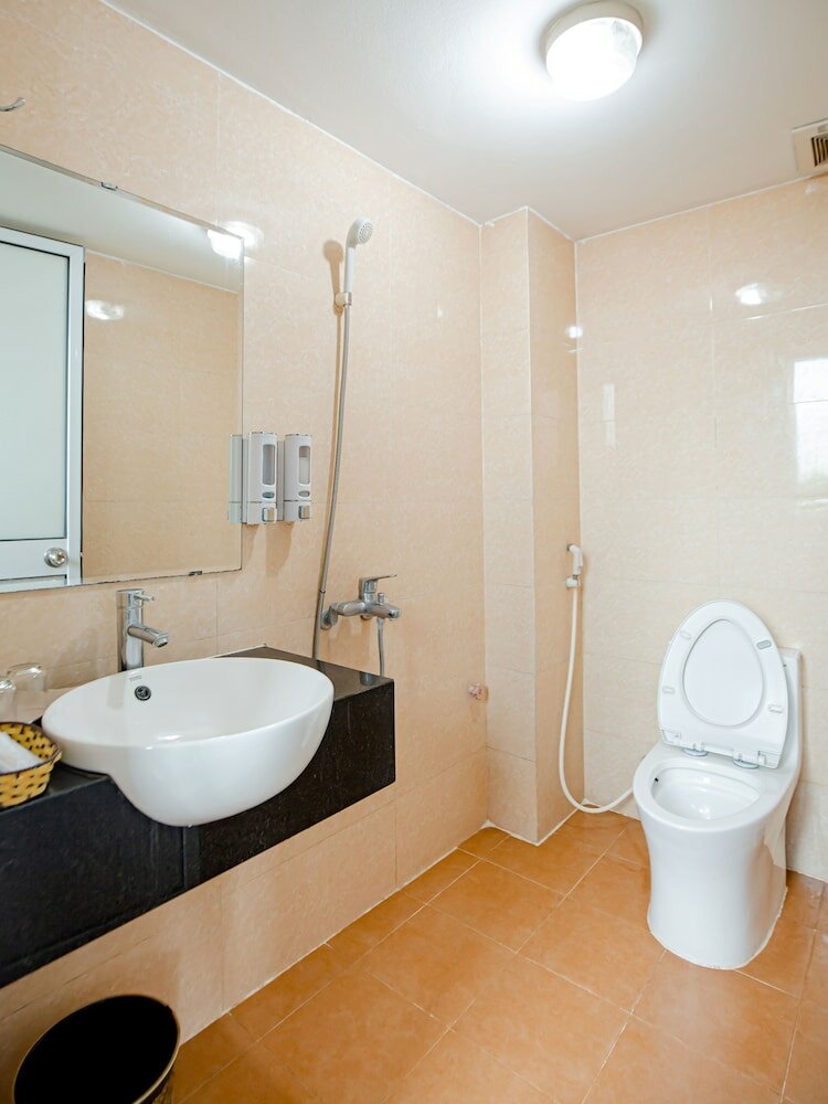 Фото Phuong Nam Hotel Aeon Mall Long Bien