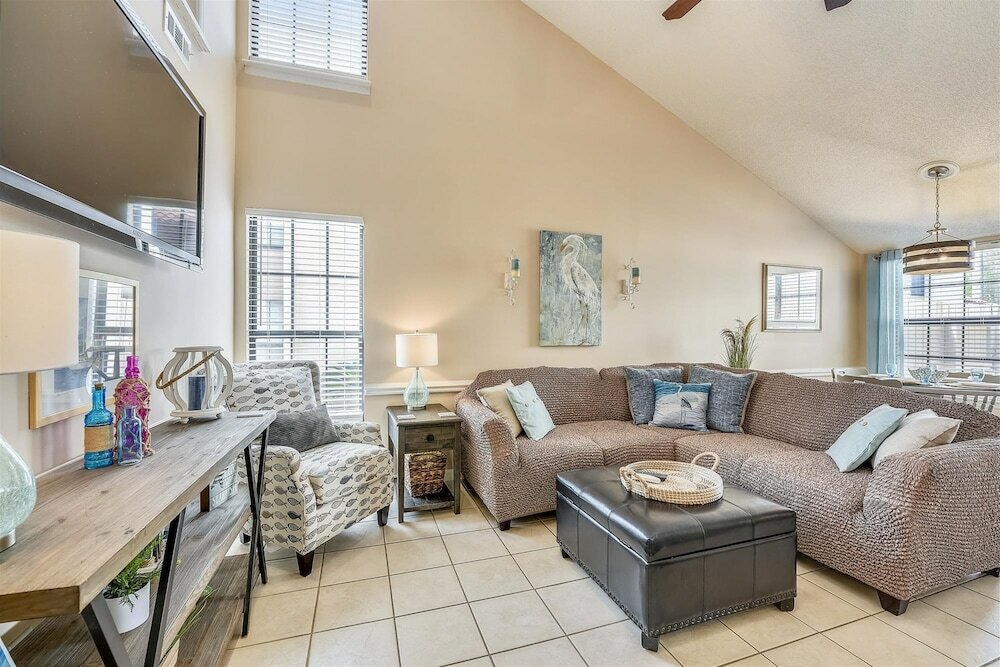 Фото Flip Flop Inn by Book That Condo