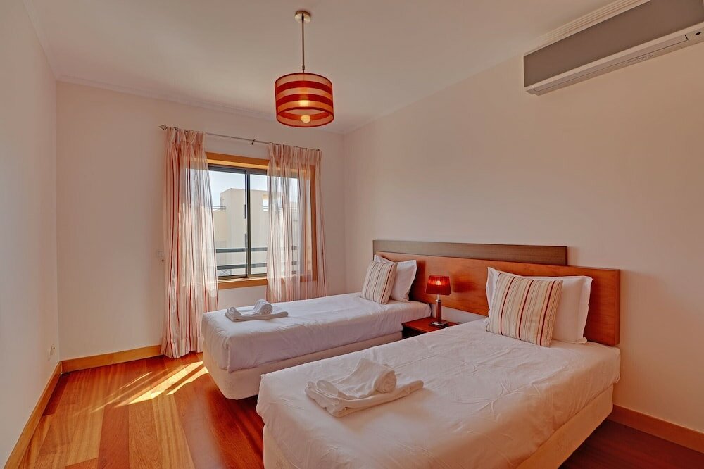 Фото Albufeira Modern 1 With Pool by Homing