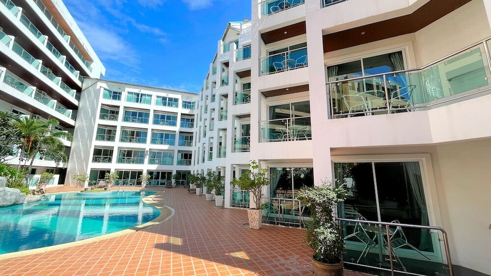 Фото Dragon Beach Resort