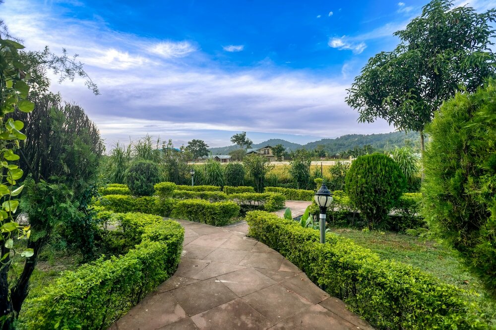 Фото Tusk and Roar Corbett Resort