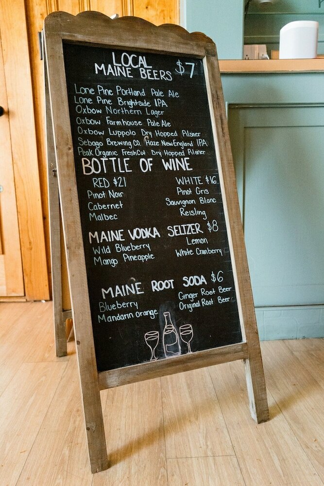 Фото Wolf Cove Inn