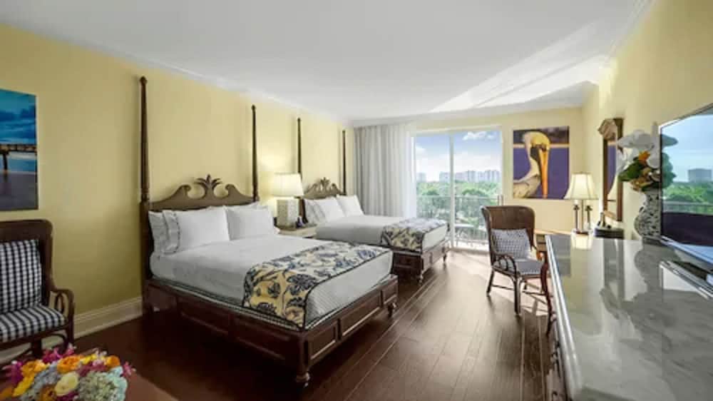 Фото Inn at Pelican Bay