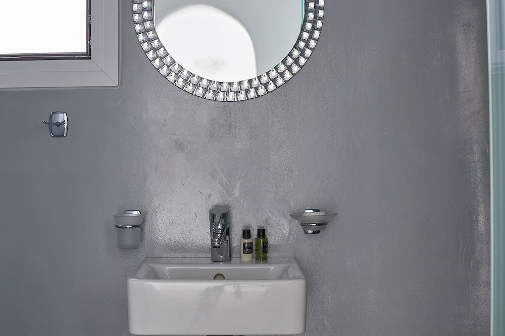 Фото Ayoba Santorini