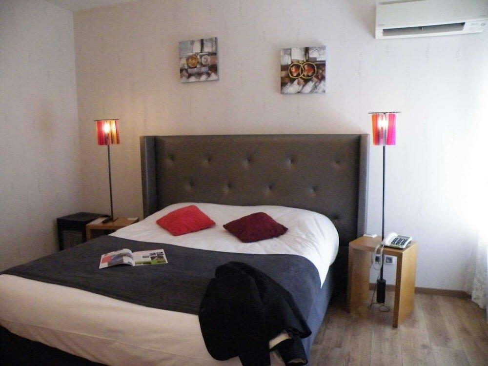 Фото Brit Hotel - Le Grand Hotel