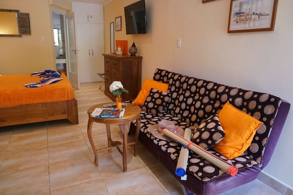 Фото Cariñas Studio Apartments