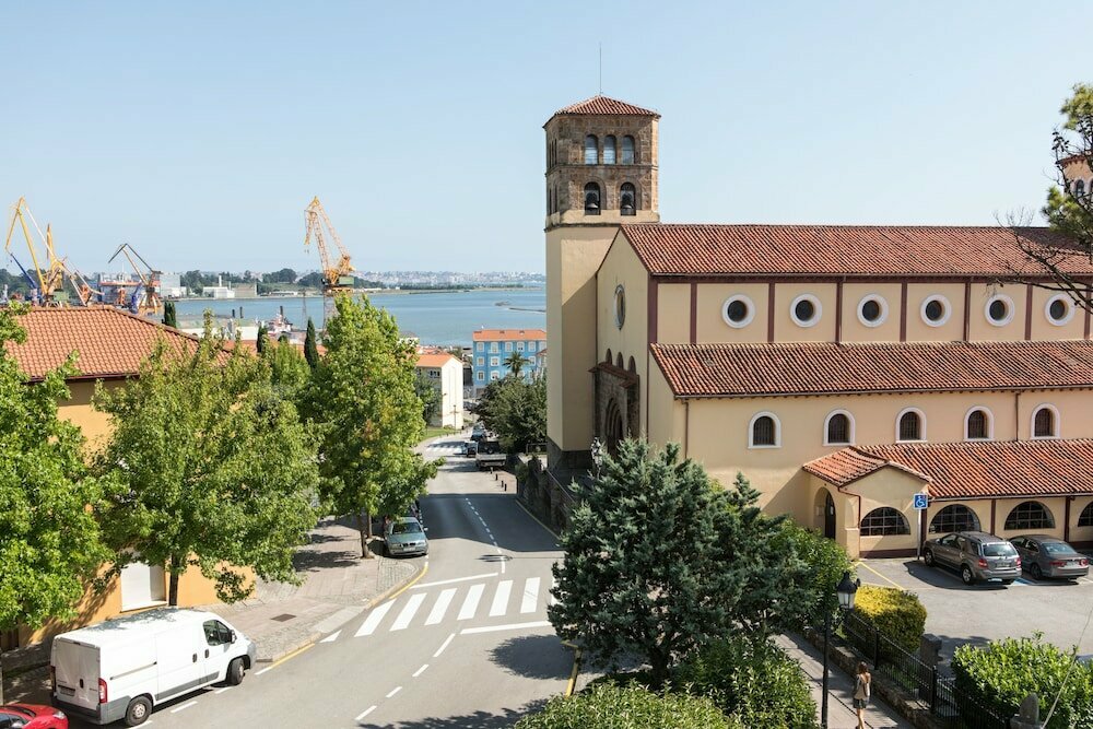 Hotel Hotel Las Anclas, Cantabria, photo