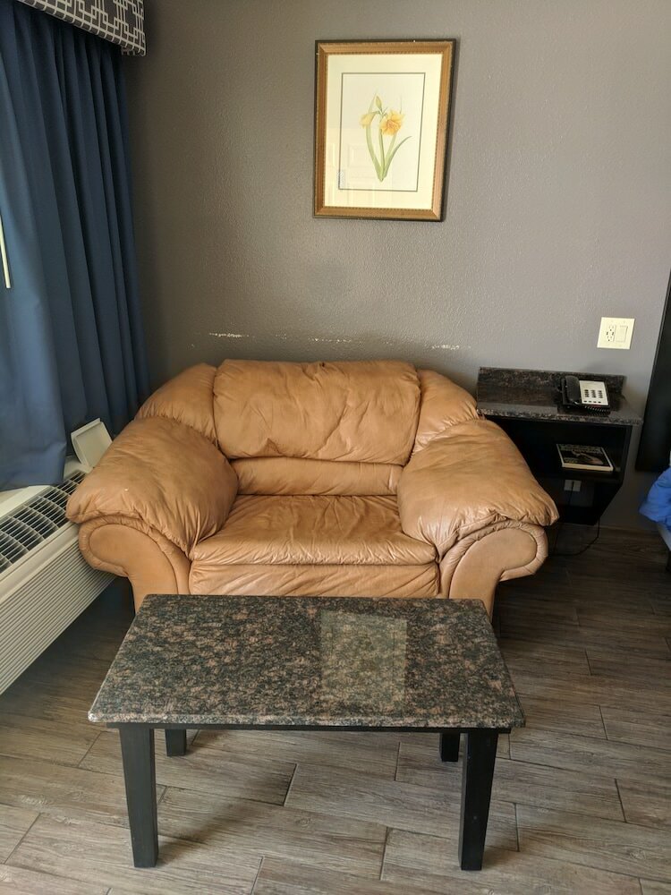 Фото Americas Best Value Inn Brownsville