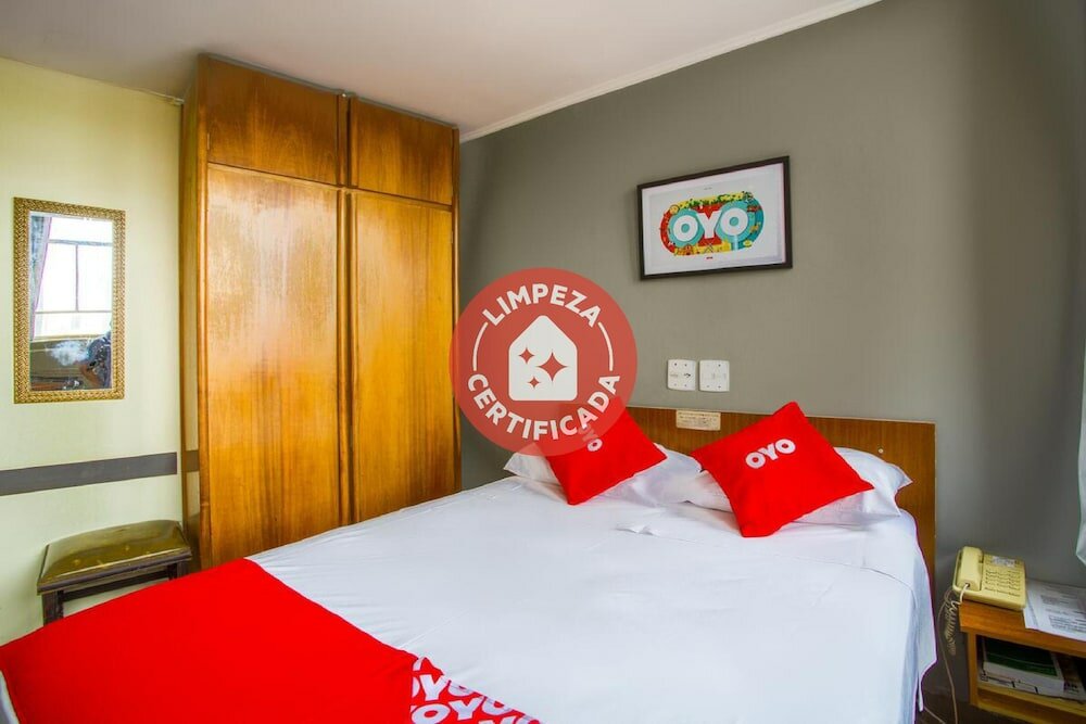 Фото Oyo Hotel La Rocca, Goiânia