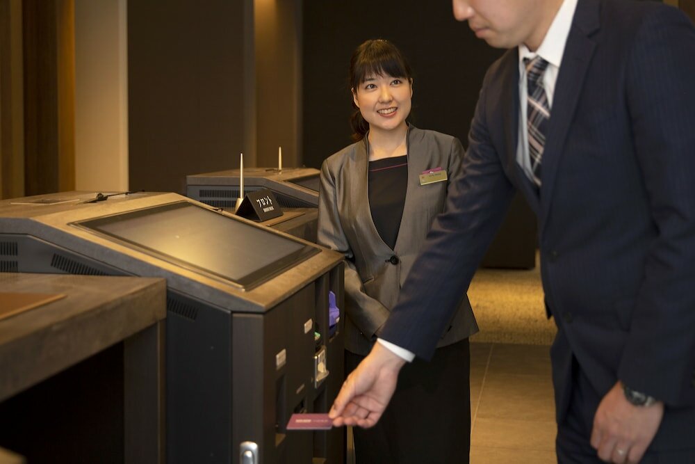 Фото Keihan Kyoto Hachijoguchi