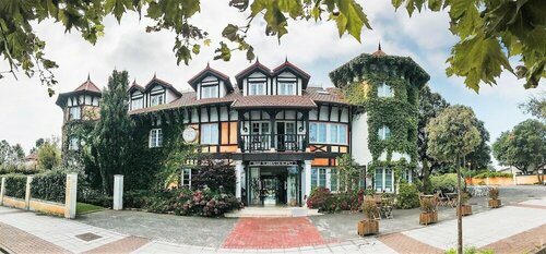 Внешний вид отеля Torres de Somo в Рибамонтан-аль-Маре, фото 1