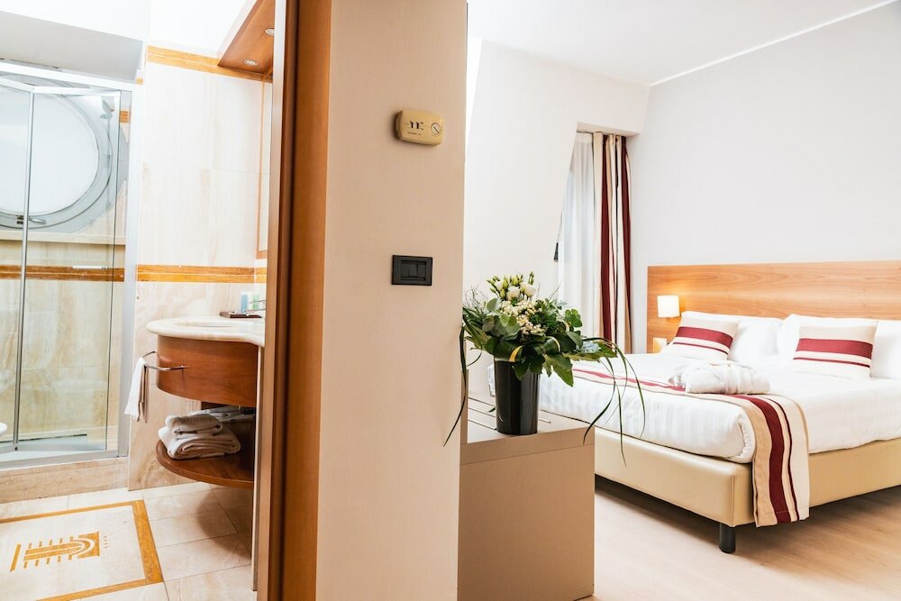 Фото Hotel Royal Falcone