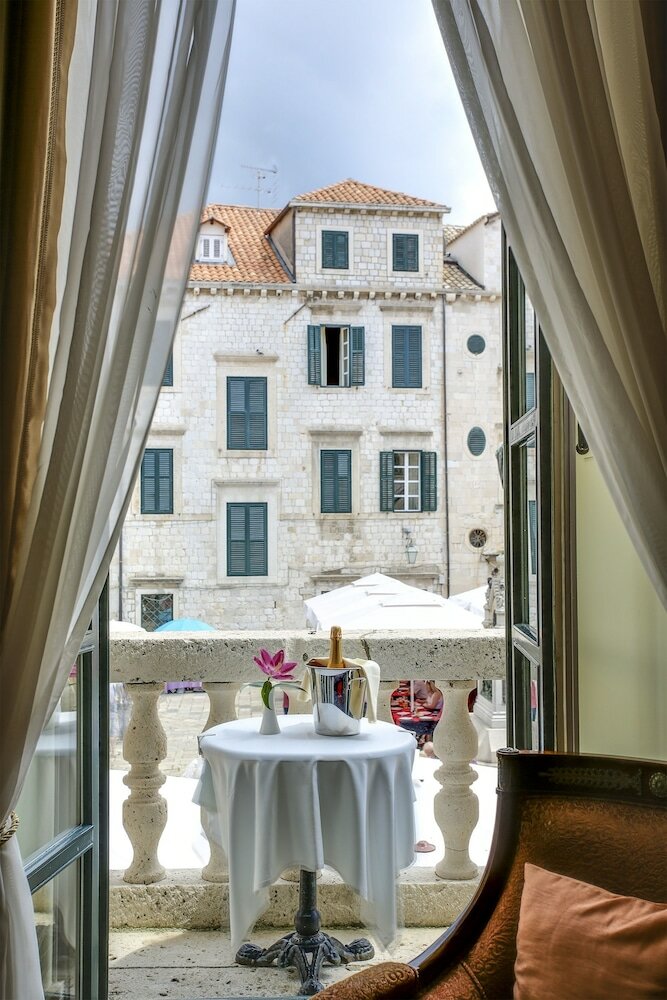 Фото The Pucic Palace