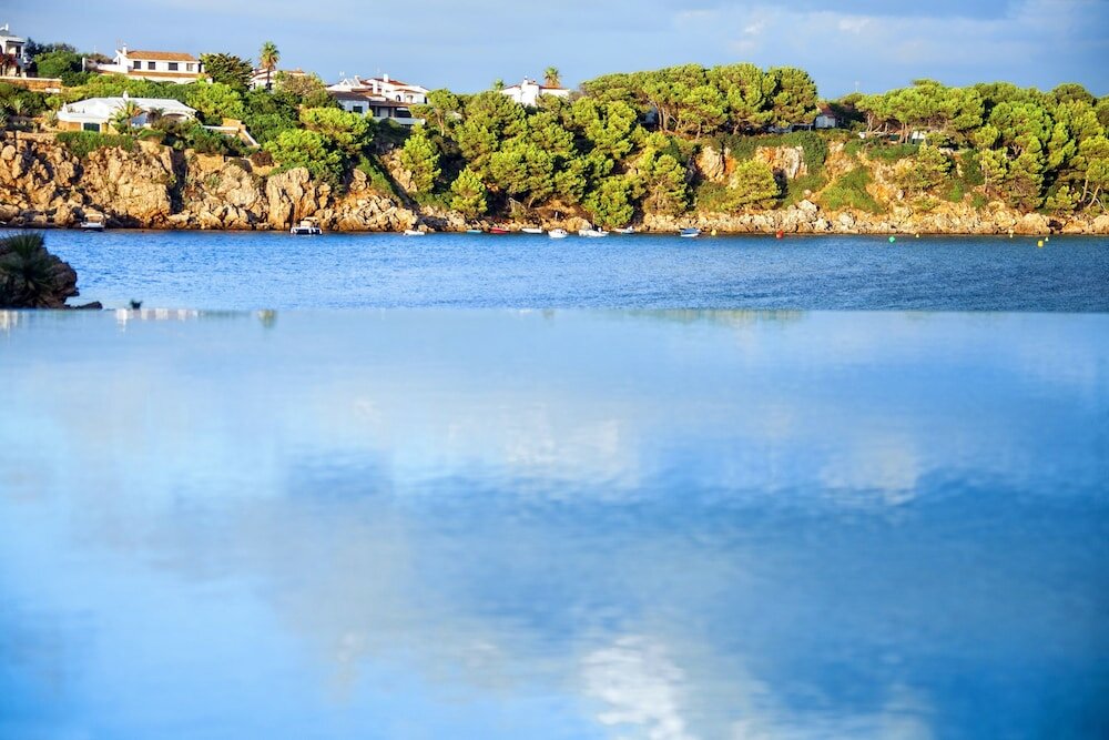 Фото White Sands Beach Club