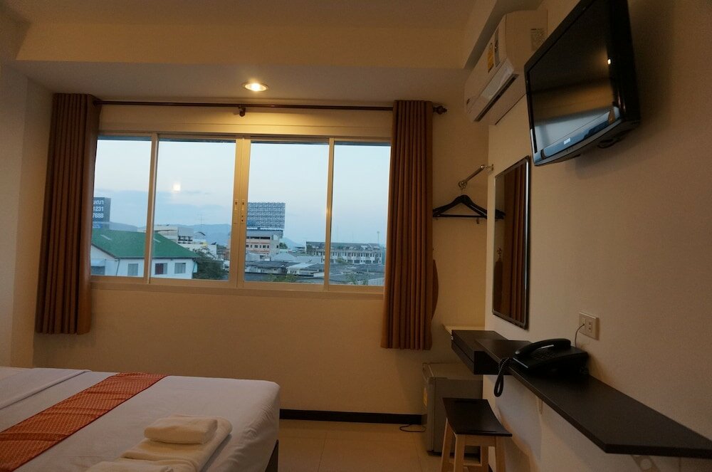 Фото Th Beach Hotel