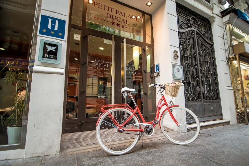 Фото Petit Palace Chueca