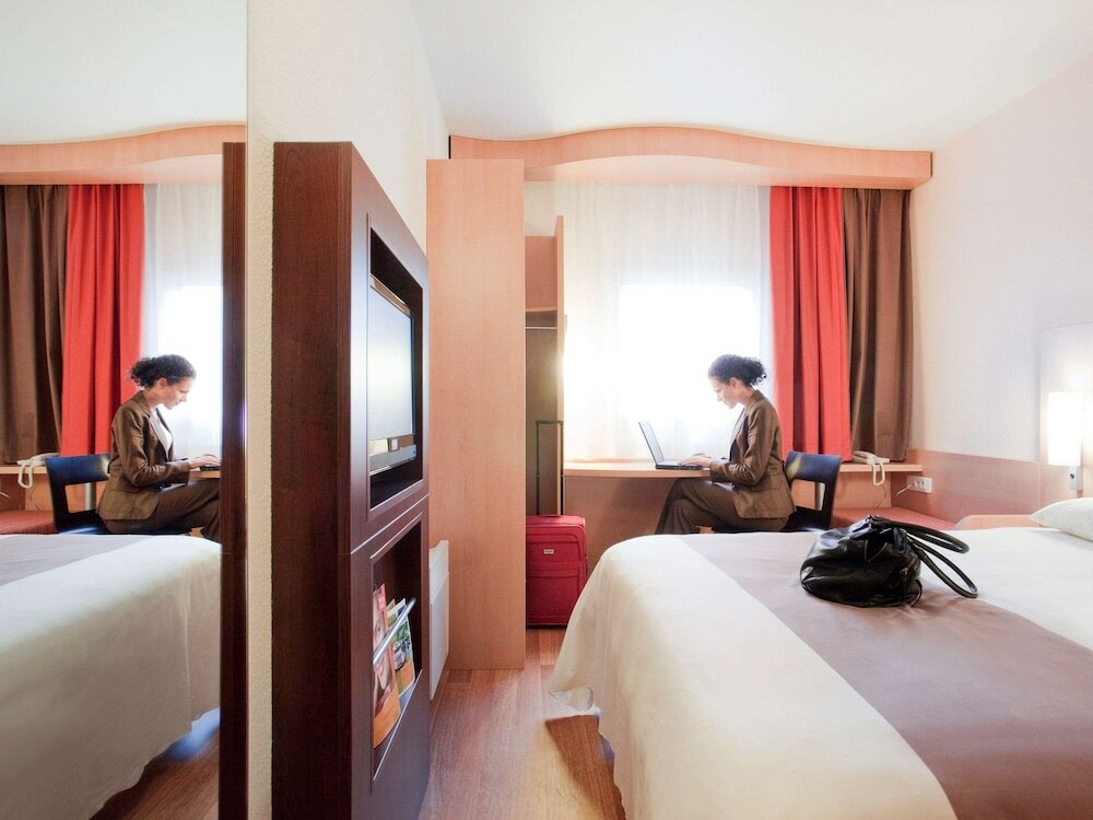 Фото Ibis Styles Kaunas Centre