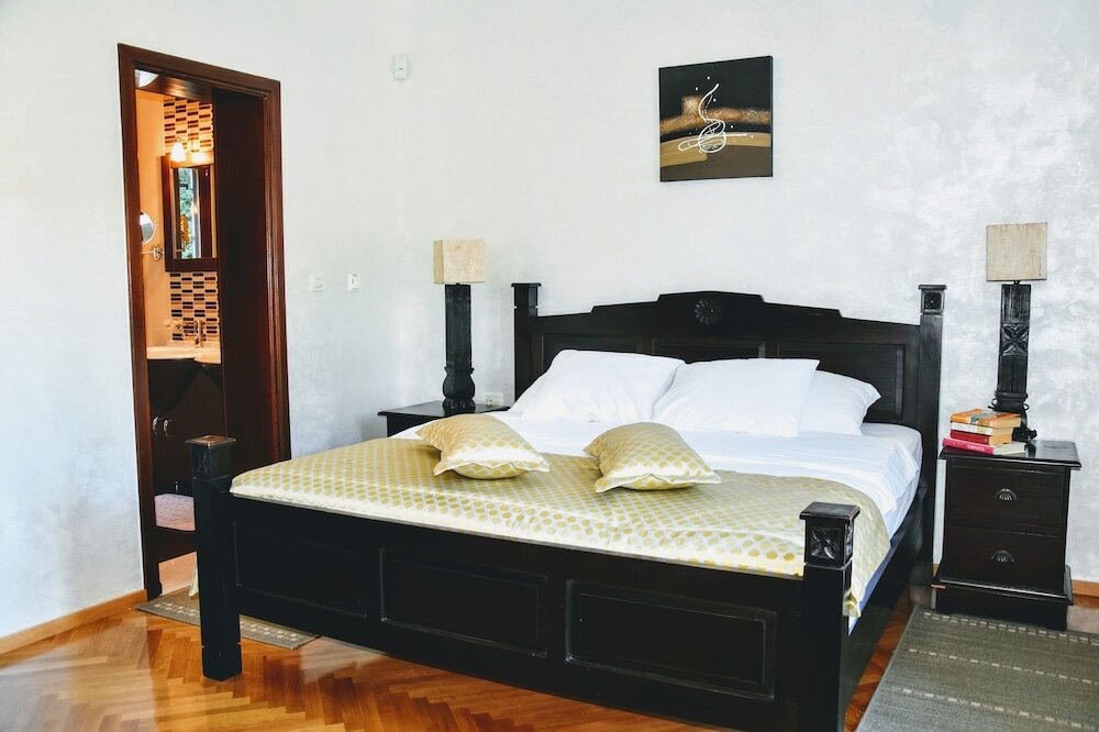 Фото Villa Franica